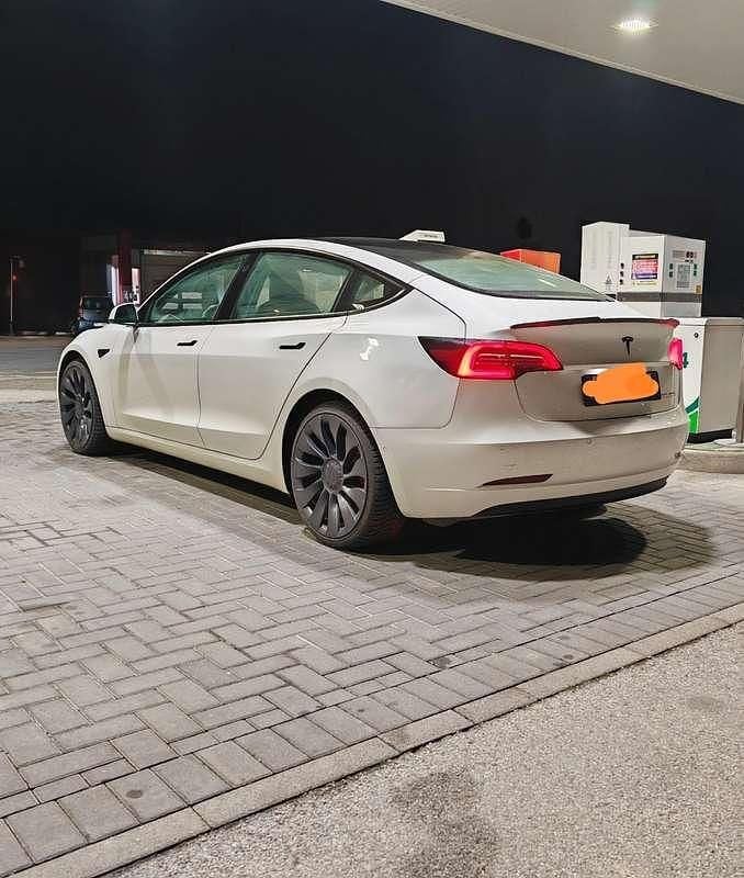 Usata Tesla Model 3 Performance 155 kW (211 CV) 2021 Bianco Berlina