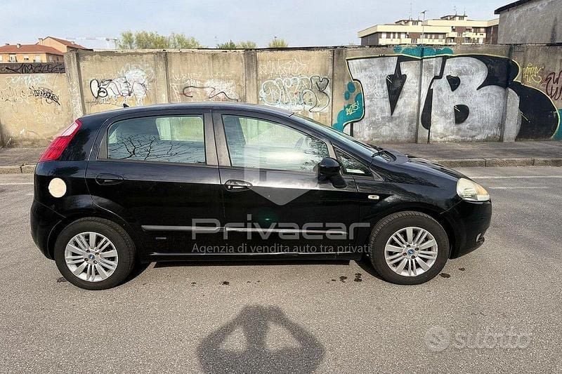 Usata Fiat Grande Punto Active 65 CV (47 kW) 2006 Nero Utilitaria