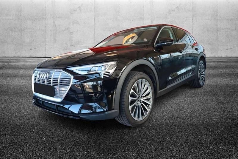 Usata Audi e-tron 158 kW (215 CV) 2022 Nero SUV