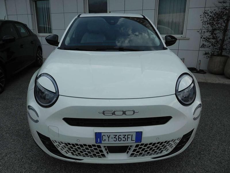 Usata Fiat 600 La Prima 101 CV (74 kW) 2025 Bianco SUV