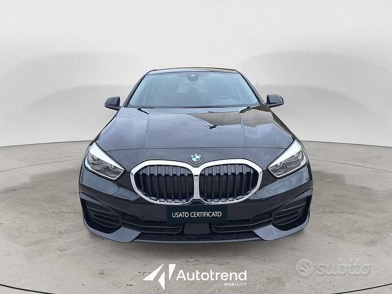 Usado BMW 116 Advantage 116 CV (85 kW) 2021 Negro Utilitario