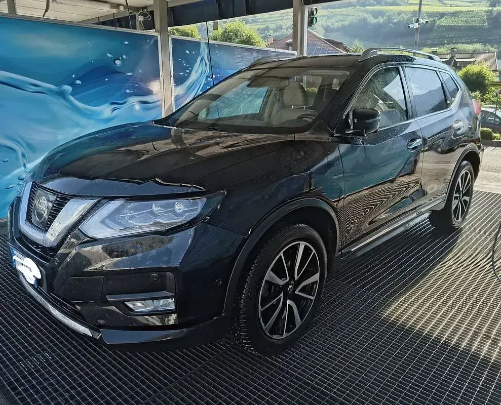 Usata Nissan X-Trail Tekna 177 CV (130 kW) 2018 Nero SUV