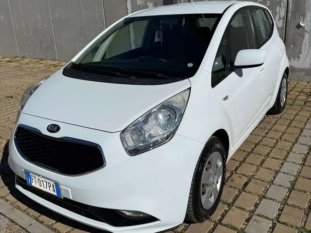 Usata Kia Venga 90 CV (66 kW) 2019 Utilitaria