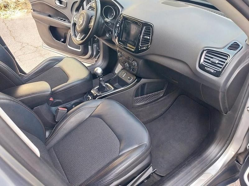 Usata Jeep Compass Limited 119 CV (87 kW) 2019 Grigio SUV