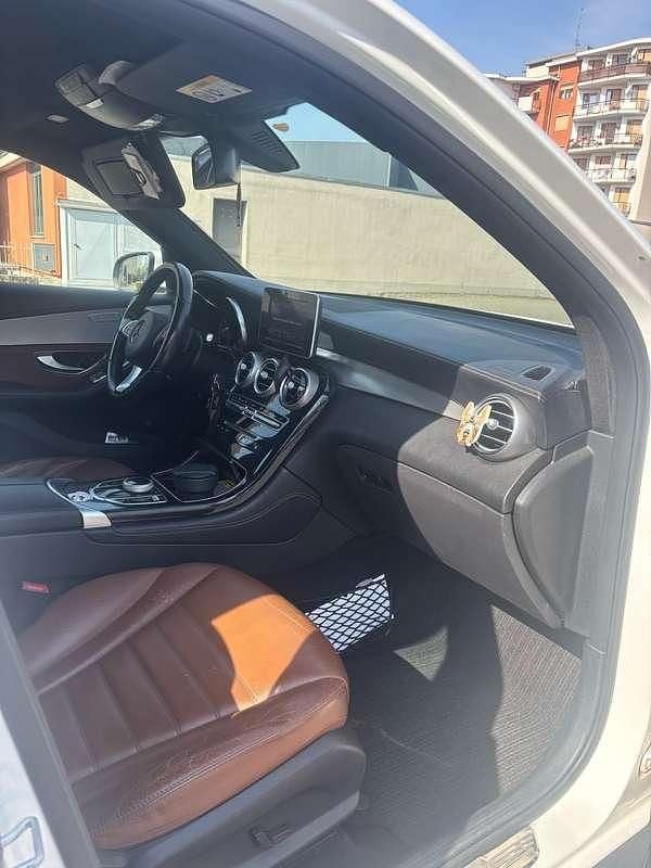 Usata Mercedes GLC250 204 CV (150 kW) 2016 Bianco SUV