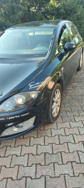 Usata 2009 Seat Leon Style Tre volumi | 2500 € (Super prezzo) - Immagine 1/4