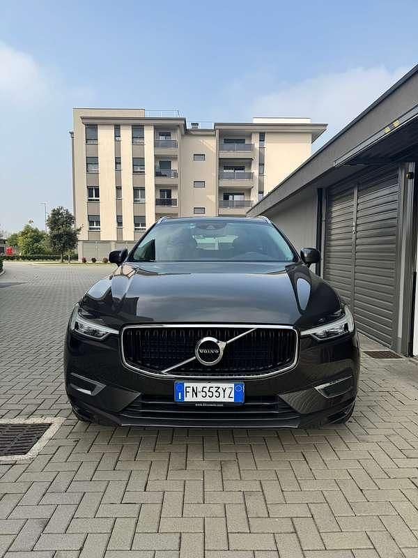 Usata Volvo XC60 Business Edition 190 CV (139 kW) 2018 Grigio SUV