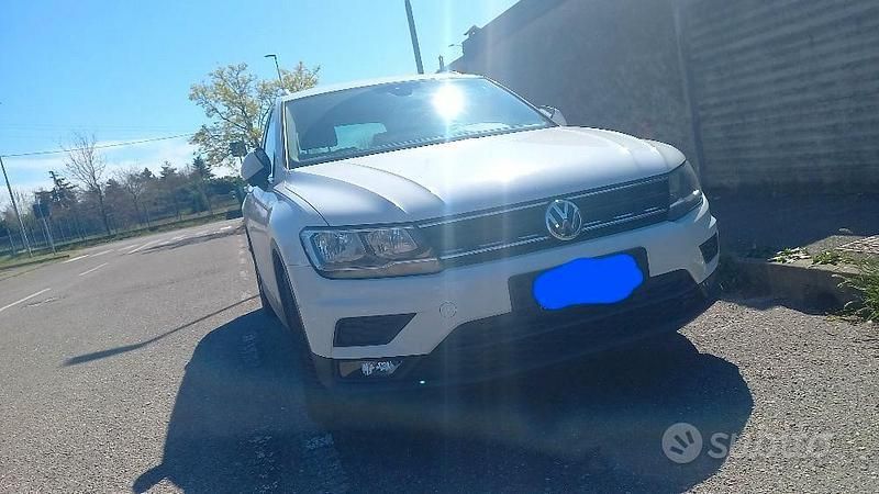 Usata VW Tiguan Business 125 CV (91 kW) 2018 Bianco SUV