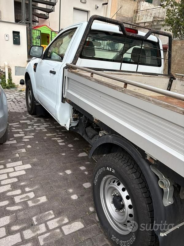 Usata Ford Ranger 160 CV (117 kW) 2016 Bianco Pick-up