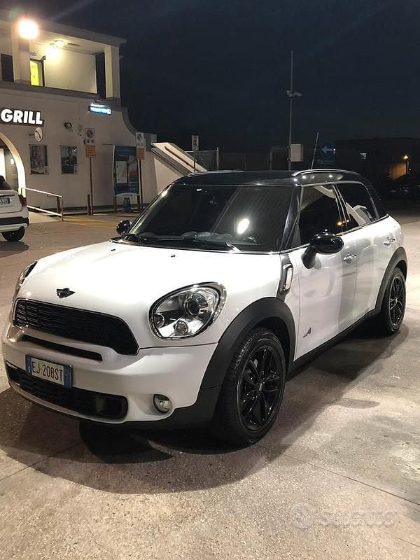 Usata Mini Countryman 2011 Bianco SUV
