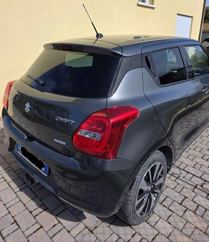 Usata Suzuki Swift 90 CV (66 kW) 2018 Grigio Utilitaria