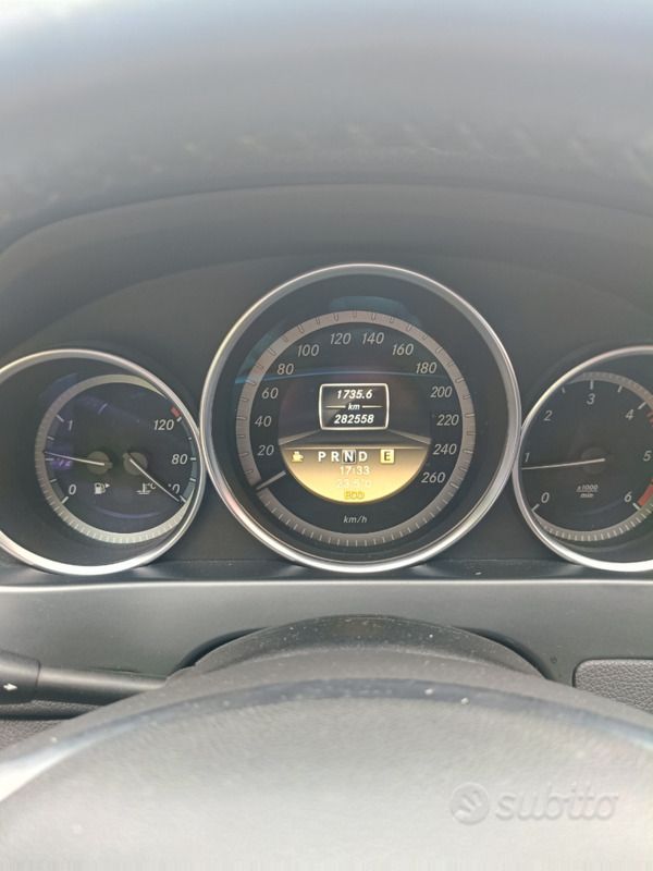 Usata Mercedes C200 2011 Grigio Station wagon