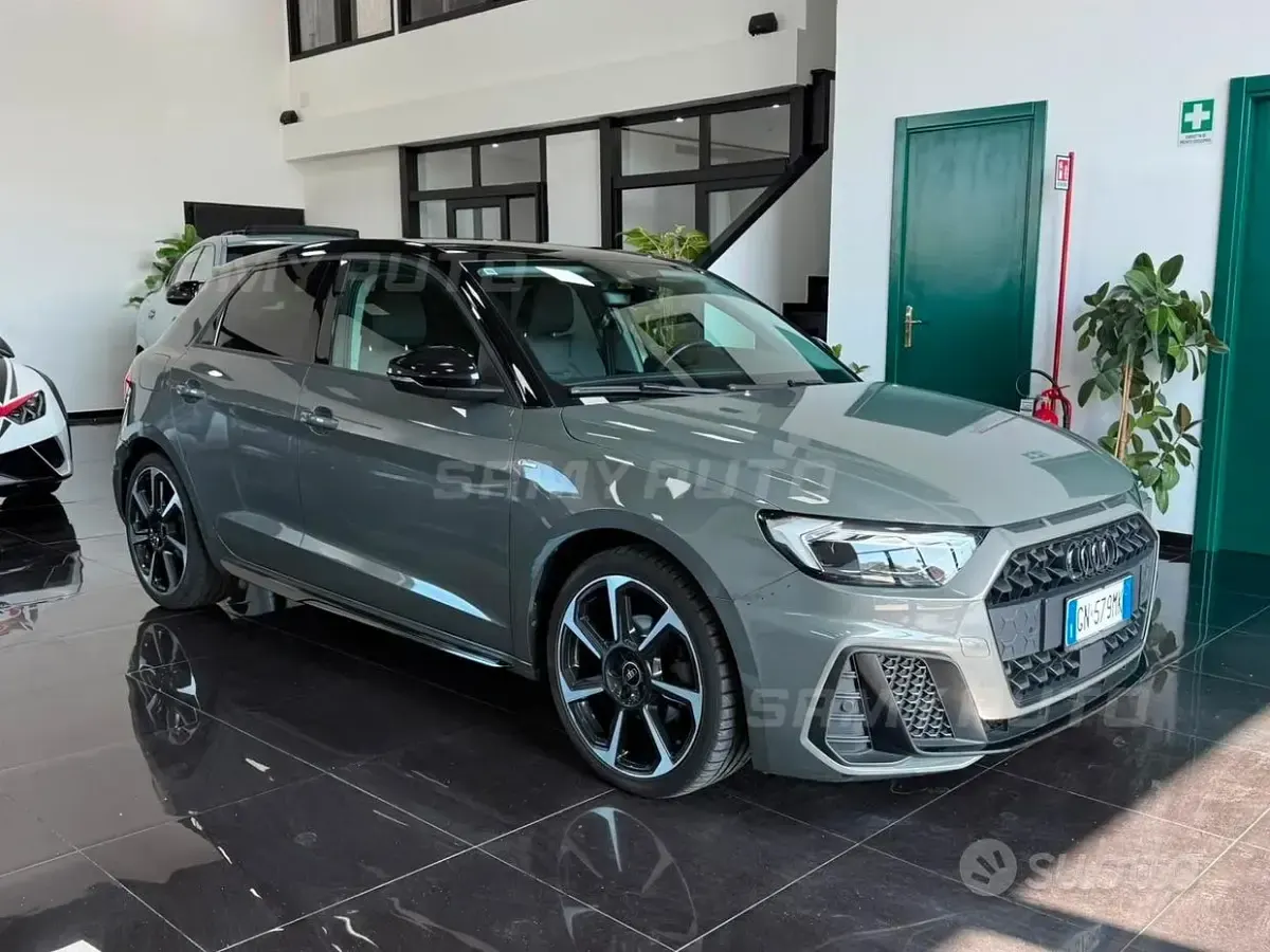 Usata Audi A1 110 CV (80 kW) 2023 Verde SUV