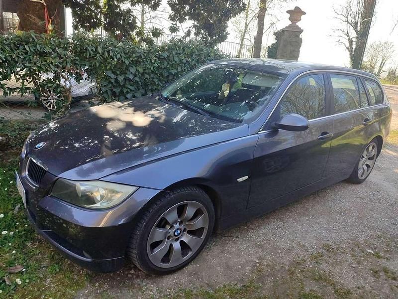 Usata BMW 325 143 CV (105 kW) 2006 Station wagon
