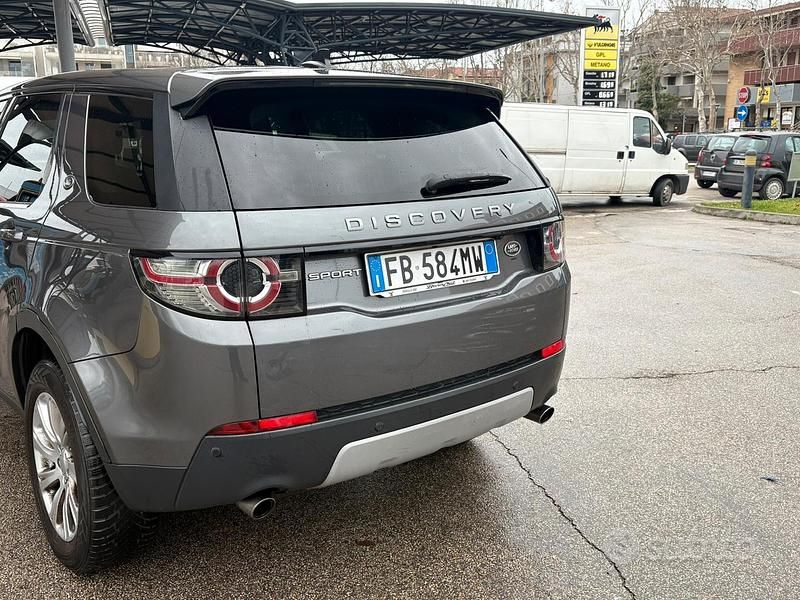Usata Land Rover Discovery Sport HSE Luxury 150 CV (110 kW) 2015 Grigio SUV