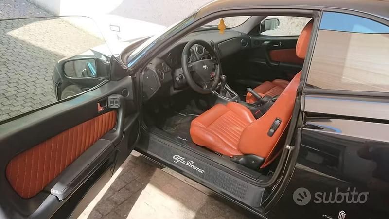 Usata Alfa Romeo GTV 150 CV (110 kW) 2001 Coupé