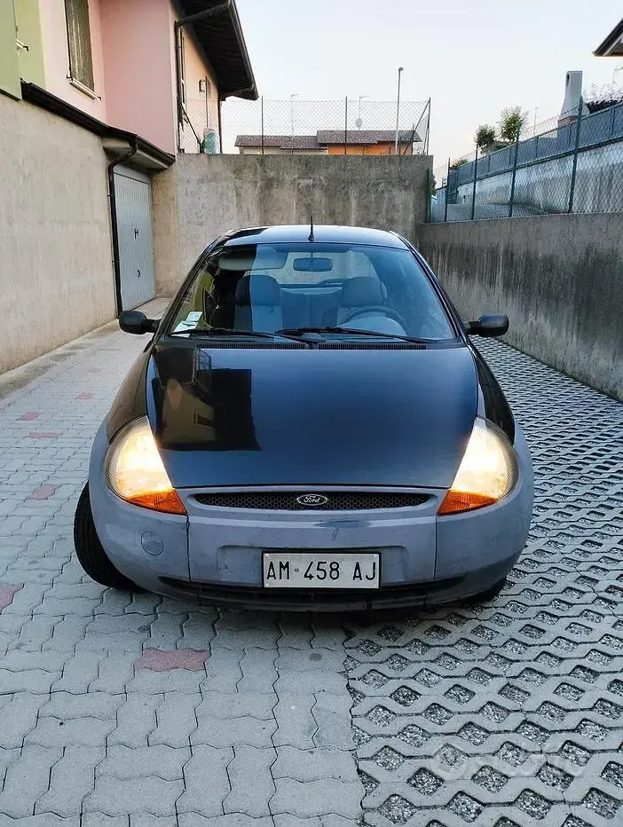 Usata Ford Ka 60 CV (44 kW) 1996 Nero Utilitaria