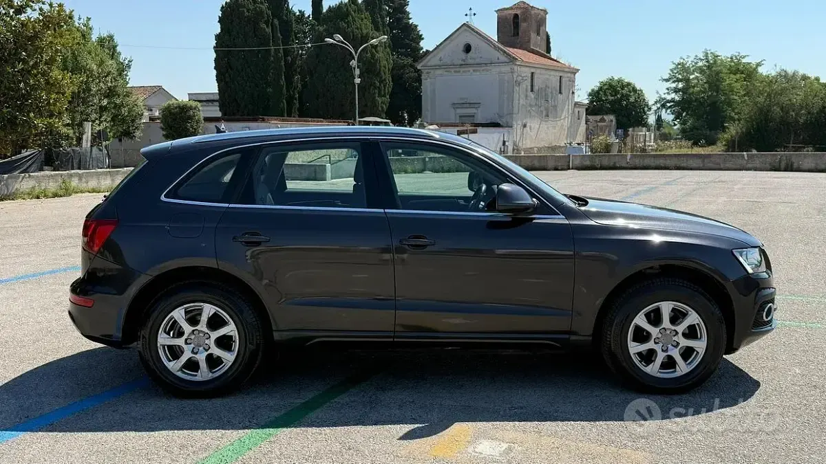 Usata Audi Q5 S-Line 170 CV (125 kW) 2010 Grigio SUV