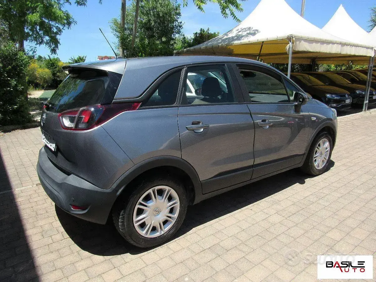 Usata Opel Crossland X Edition 83 CV (61 kW) 2019 Grigio chiaro SUV