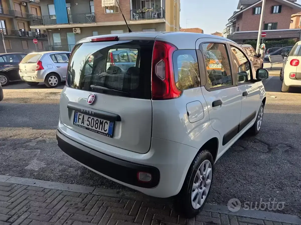 Usata Fiat Panda Easy 85 CV (62 kW) 2015 Bianco Utilitaria