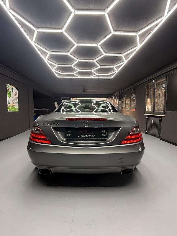 Usata Mercedes SLK200 Premium 184 CV (135 kW) 2011 Grigio Cabrio