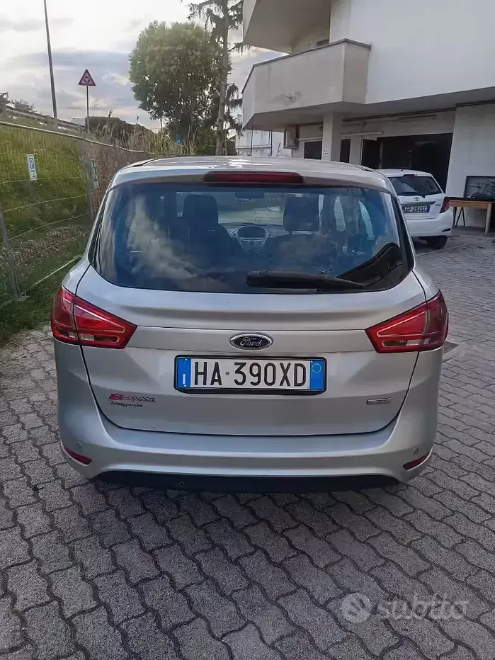 Usata Ford B-MAX 75 CV (55 kW) 2013 Grigio Monovolume