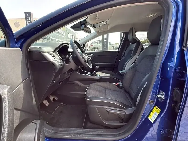 Usata Renault Captur Intens 101 CV (74 kW) 2023 Blu SUV
