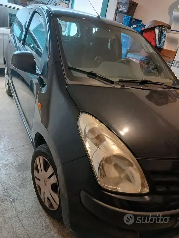 Usata Nissan Pixo 68 CV (50 kW) 2012 Nero Utilitaria