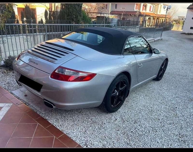 Usata Porsche 911 Carrera 325 CV (239 kW) 2005 Coupé