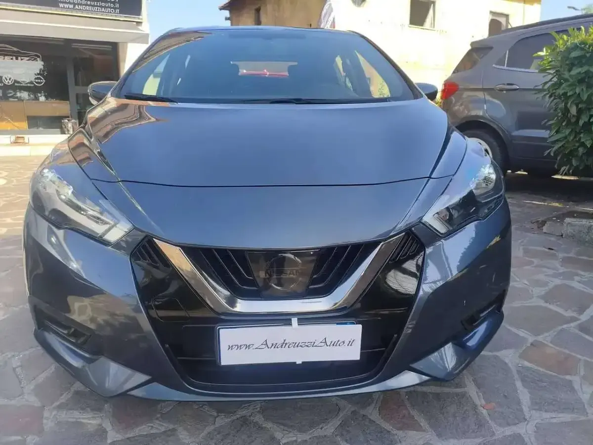 Usata Nissan Micra Acenta 92 CV (67 kW) 2022 Grigio Utilitaria