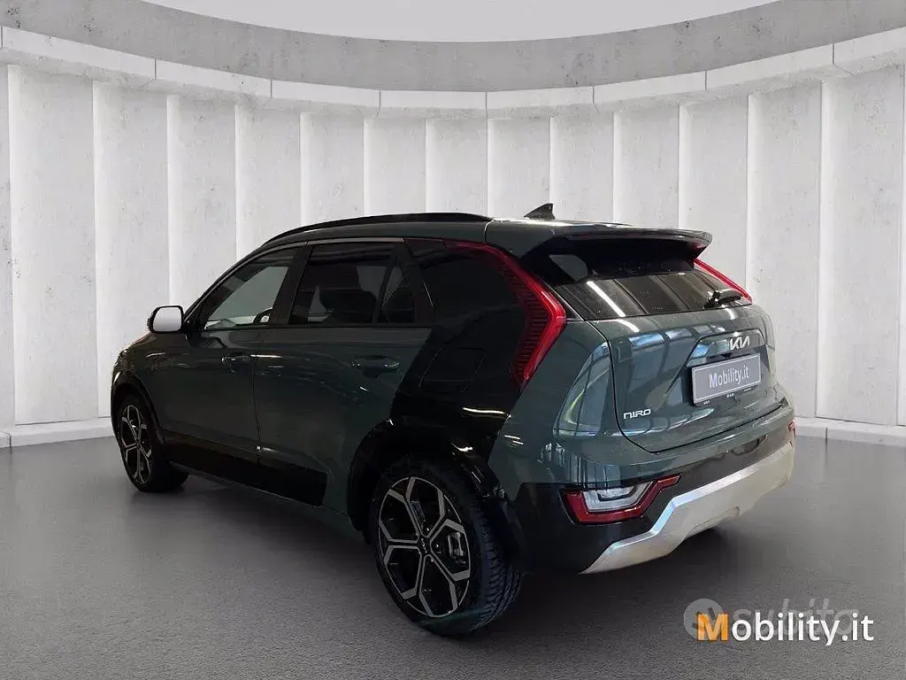Usata Kia Niro 141 CV (103 kW) 2022 City scape green SUV