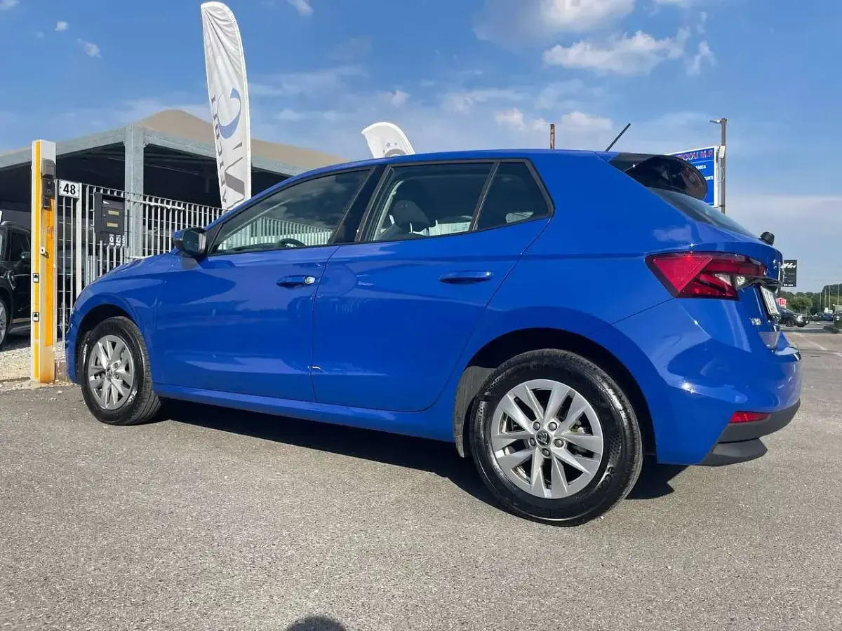 Usata Skoda Fabia Selection 95 CV (69 kW) 2024 Blu/azzurro Utilitaria
