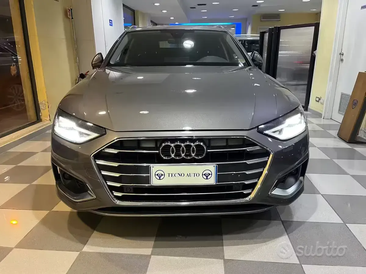 Usata Audi A4 Business 190 CV (139 kW) 2019 Grigio Station wagon