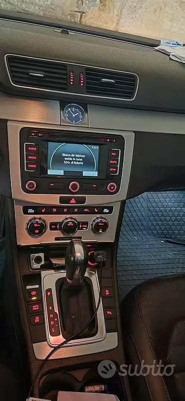 Usata VW Passat 170 CV (125 kW) 2012 Grigio Station wagon