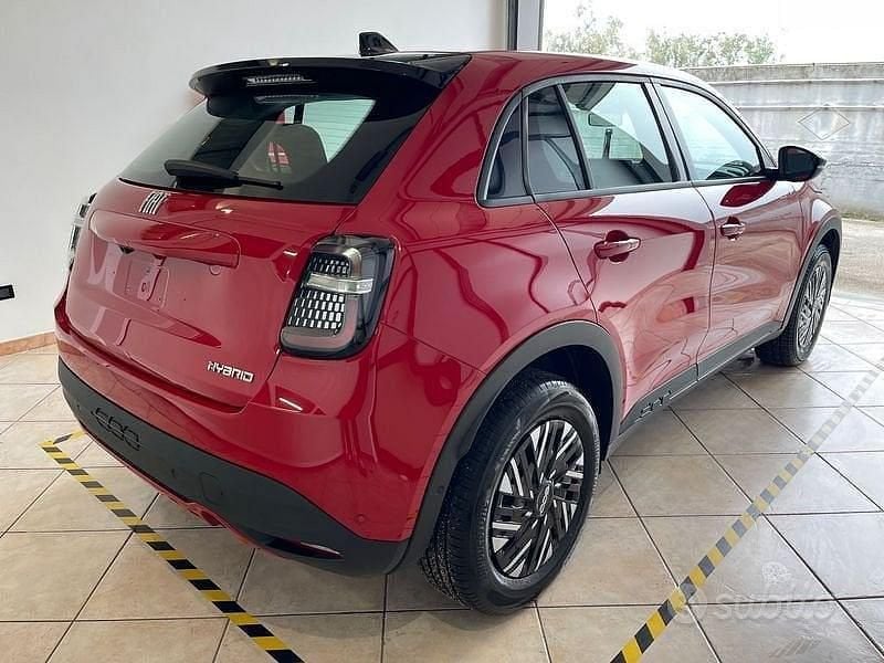 Usata Fiat 600 101 CV (74 kW) 2024 Rosso SUV