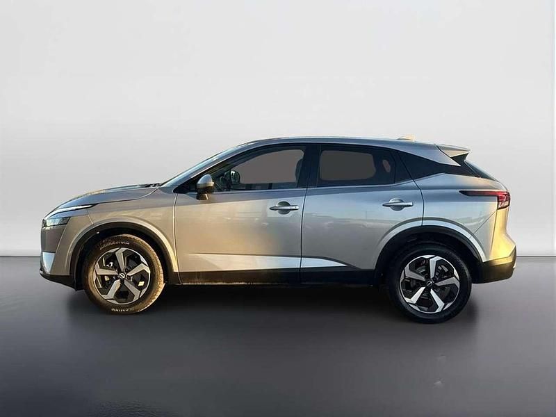 Usata Nissan Qashqai N-Connecta 140 CV (102 kW) 2022 Grigio scuro SUV