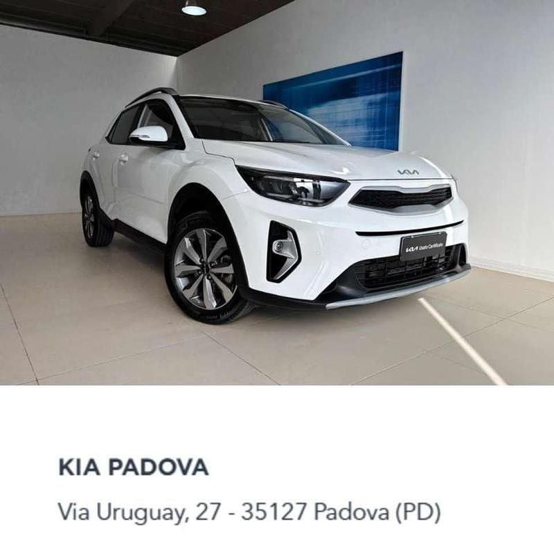 Usata Kia Stonic Style 77 CV (56 kW) 2025 Bianco SUV