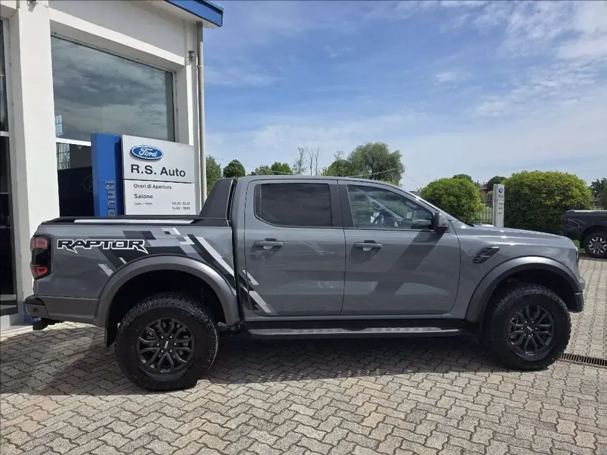 Usata Ford Ranger Raptor 209 CV (153 kW) 2024 Grigio Pick-up