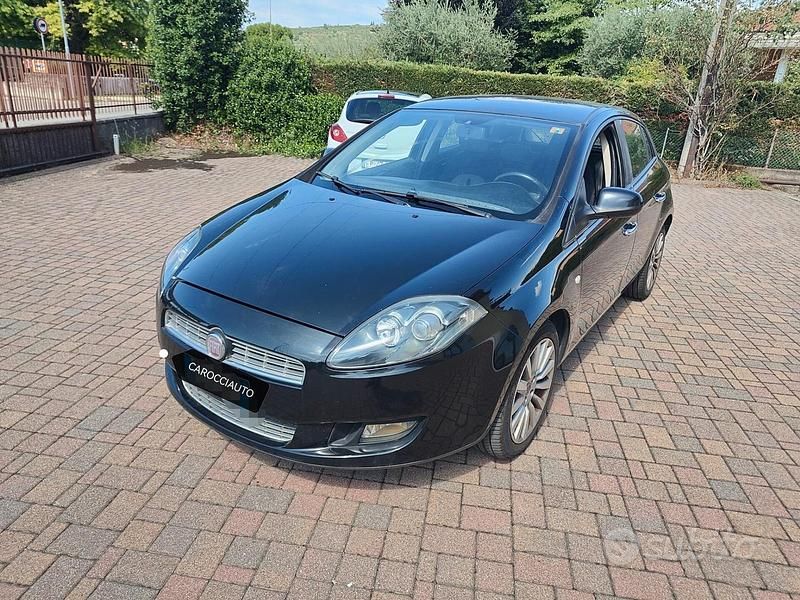 Usata Fiat Bravo 105 CV (77 kW) 2010 Nero Utilitaria