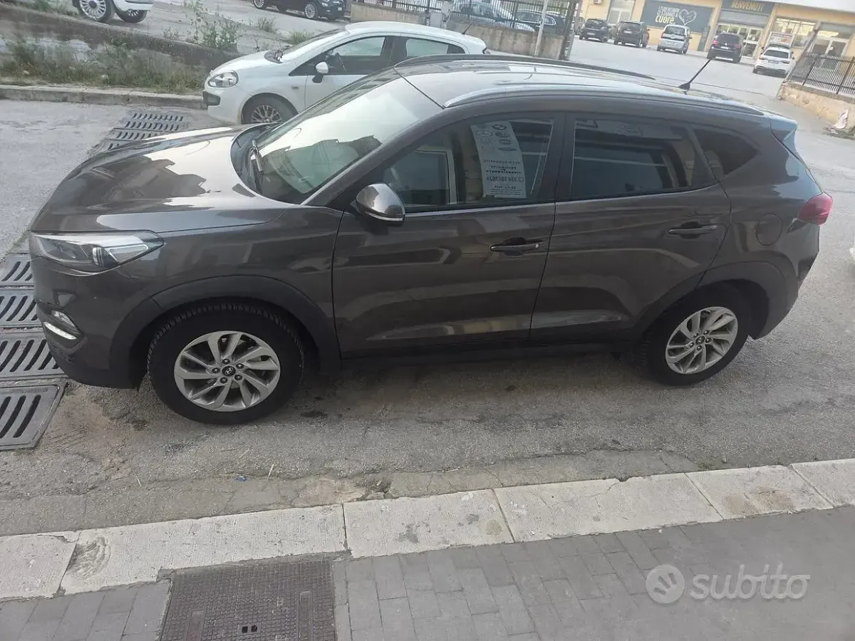Usata Hyundai Tucson 116 CV (85 kW) 2015 Grigio SUV