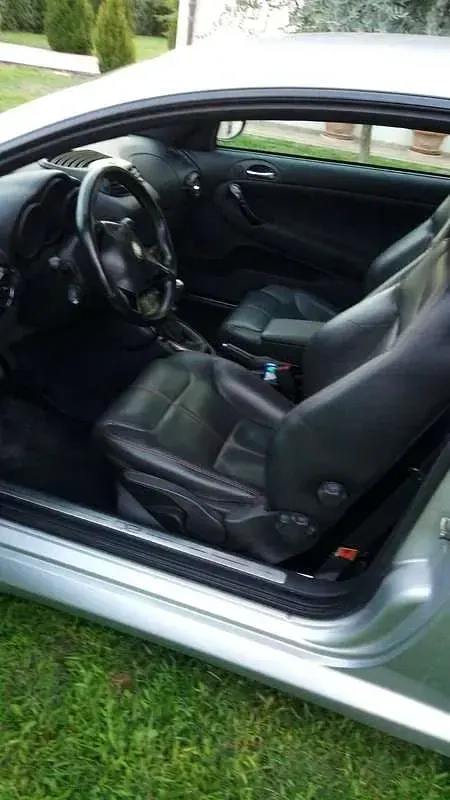 Usata Alfa Romeo GT Distinctive 150 CV (110 kW) 2006 Argento Coupé