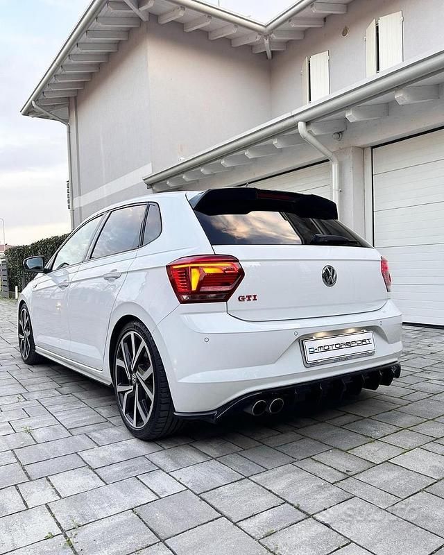 Usata VW Polo 207 CV (152 kW) 2023 Bianco Berlina