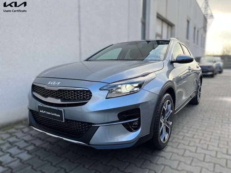 Grigio Usata 2022 Kia XCeed SUV | 18.900 € (Buon prezzo) - Immagine 1/4