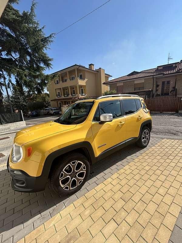 Usata Jeep Renegade Limited 140 CV (102 kW) 2016 SUV