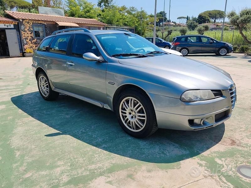 Usata Alfa Romeo Crosswagon Progression 150 CV (110 kW) 2006 Marrone Station wagon