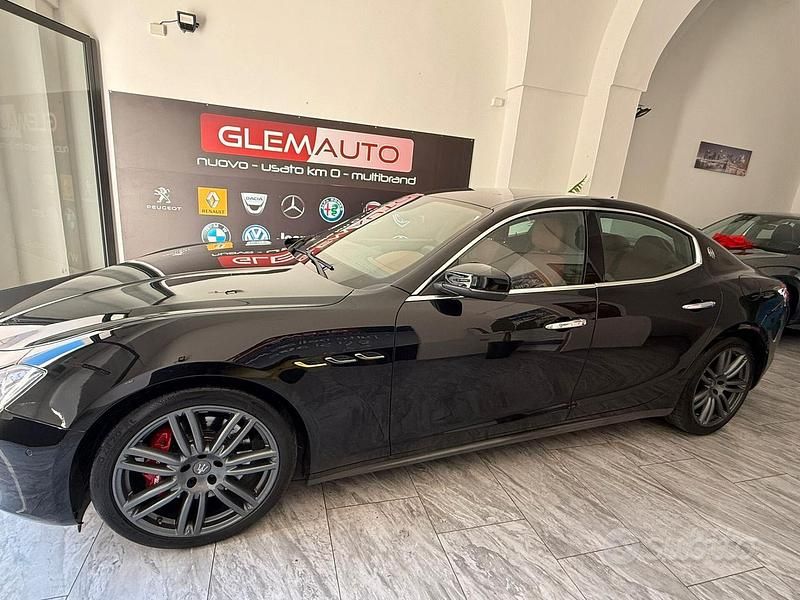 Usata Maserati Ghibli 275 CV (202 kW) 2018 Nero Berlina