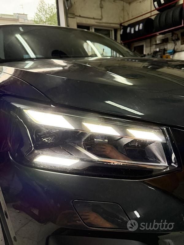Begagnad Audi Q2 Admired 150 HK (110 kW) 2022 Grå SUV