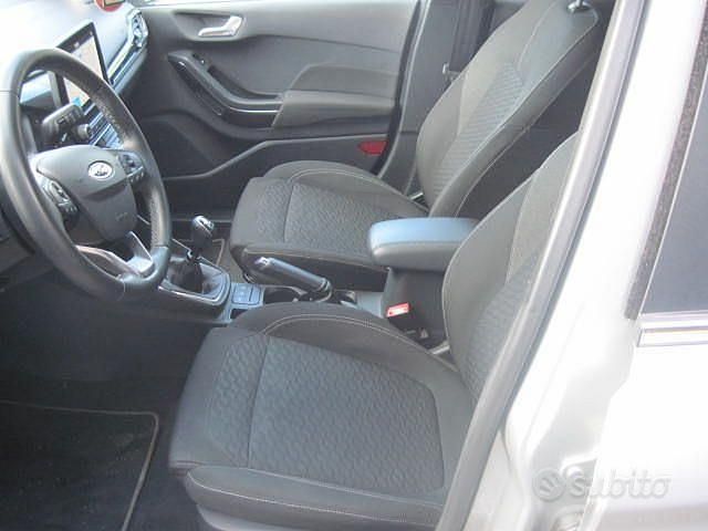 Usata Ford Fiesta Titanium 125 CV (91 kW) 2022 Grigio Utilitaria