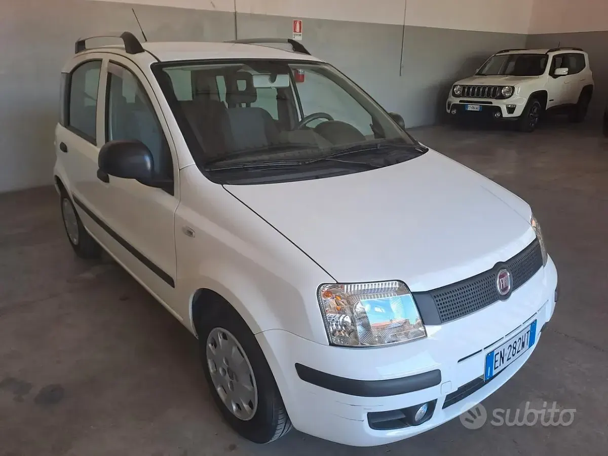 Usata Fiat Panda Dynamic 69 CV (50 kW) 2012 Grigio Utilitaria