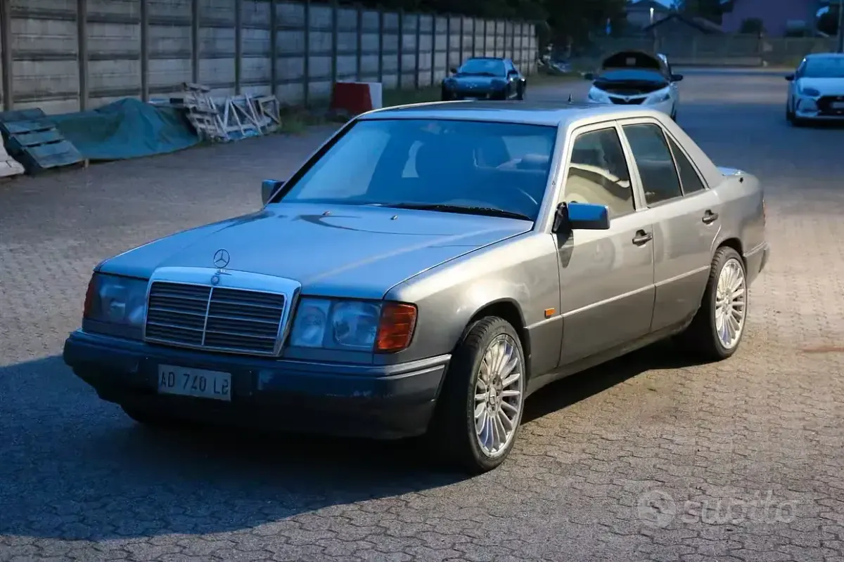 Usata Mercedes E300 220 CV (161 kW) 1992 Berlina